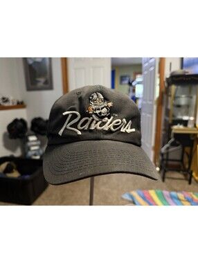 Vintage Rare Young An Los Angeles Raiders Snapback See Pics